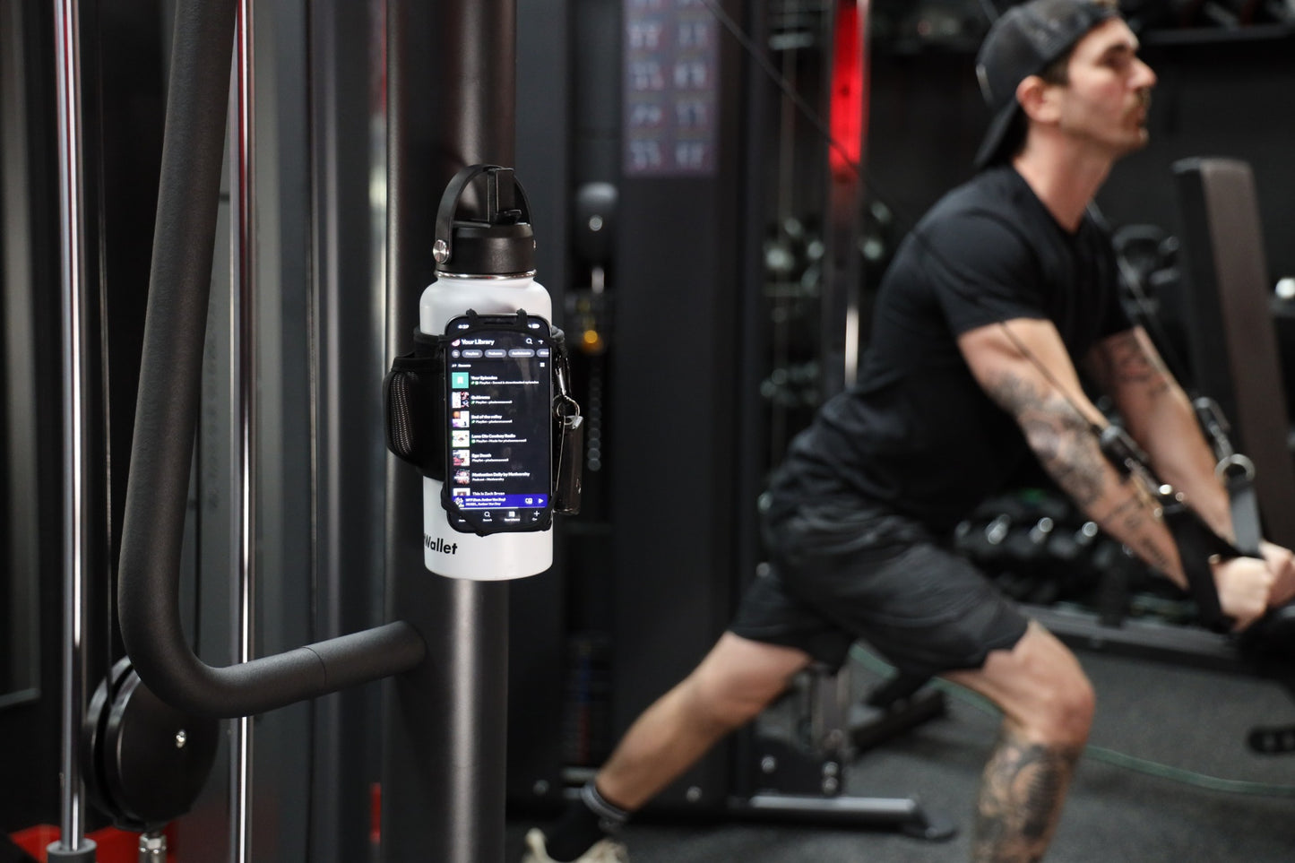 FitWallet Magnetic Water Bottle Strap